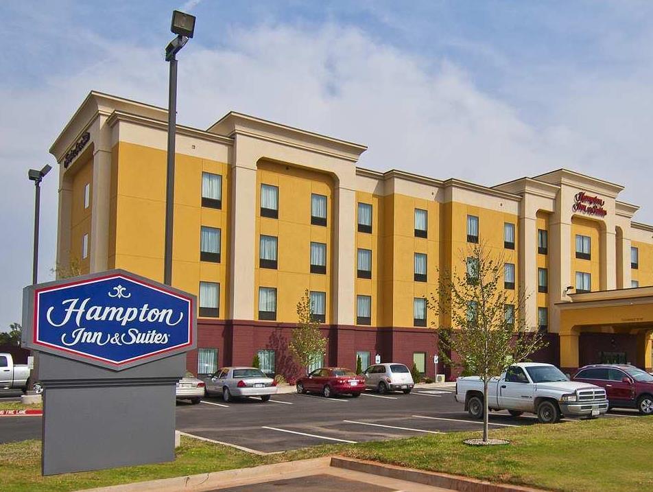 Hampton Inn & Suites Elk City Exterior photo